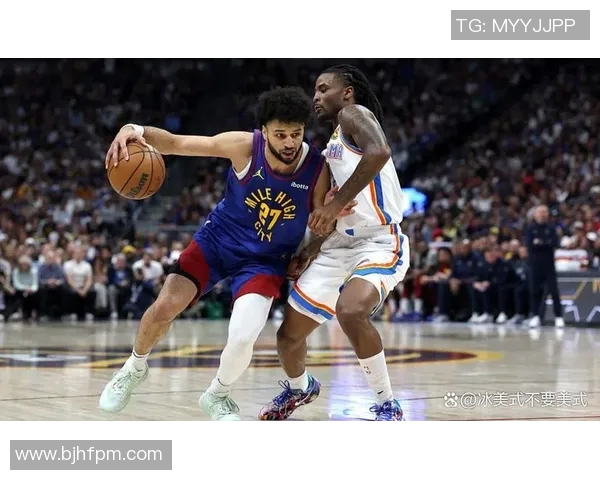 戈登在足球场上的精彩进球瞬间与明星球员的传奇故事